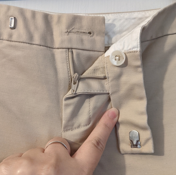 2 for $20 Banana Republic Capri - Picture 5 of 8